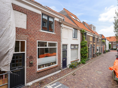 Plateelstraat 9