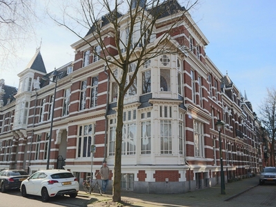 van der Does de Willeboissingel in Den Bosch (65m2)