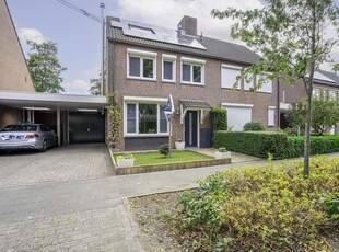 Hooge Braak 5, Bakel