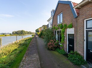 Rijkswal 14, Woudrichem