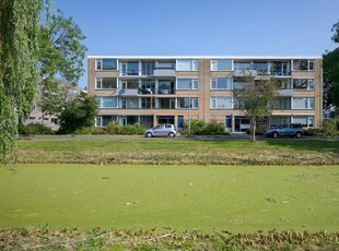 Schubertplantsoen 32, Voorschoten