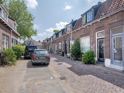 Alexanderstraat 13