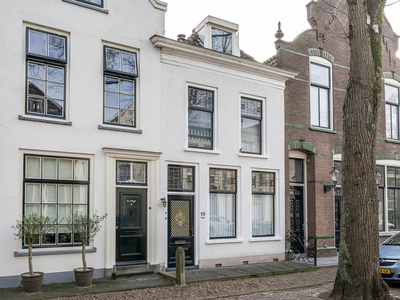 Voorstraat 10