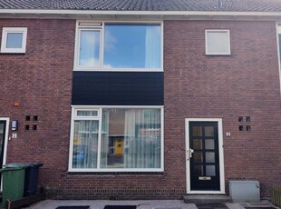 Woonhuis in Zaandam met 5 kamers