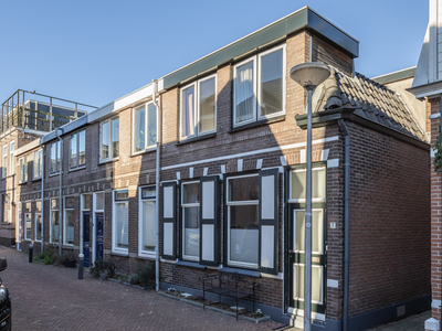 J.W.C. Bloemstraat 7