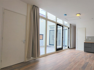 Appartement te huur Buitenwatersloot, Delft