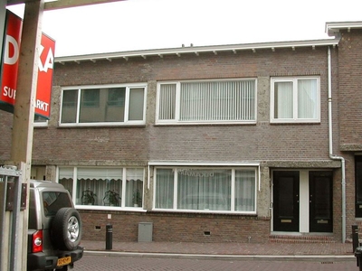 Oranjestraat 13 rood