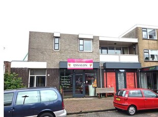 Huur 1 slaapkamer appartement van 300 m² in Wormer