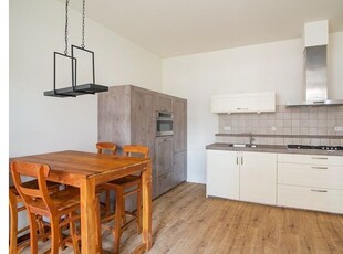 Huur 1 slaapkamer appartement van 55 m² in 's-Gravenhage