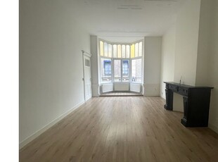 Huur 1 slaapkamer appartement van 77 m² in 's-Gravenhage