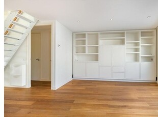 Huur 1 slaapkamer appartement van 78 m² in Maastricht