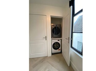 Huur 1 slaapkamer appartement van 80 m² in Amsterdam