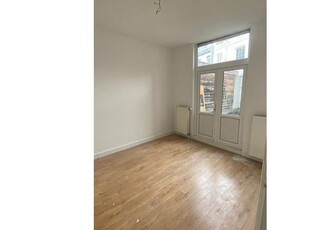 Huur 2 slaapkamer appartement van 60 m² in 's-Gravenhage