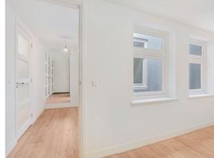 Huur 2 slaapkamer appartement van 70 m² in 's-Gravenhage