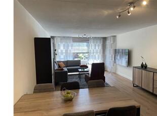 Huur 2 slaapkamer appartement van 90 m² in Amstelveen