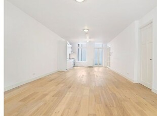 Huur 2 slaapkamer appartement van 95 m² in 's-Gravenhage