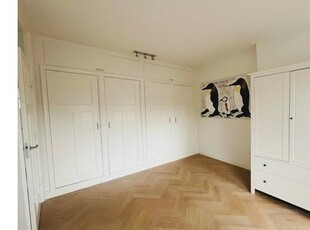 Huur 3 slaapkamer appartement van 115 m² in Amsterdam