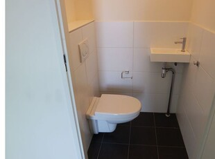 Huur 3 slaapkamer appartement van 149 m² in Veldhoven