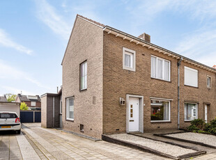 Schoolstraat 12