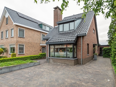 Buurtlaan west 105