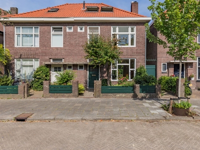 Staringstraat 25