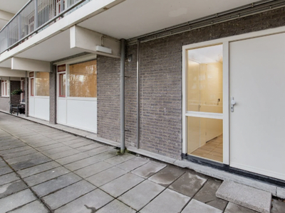 Appartement te huur Kort-Ambachtlaan, Zwijndrecht