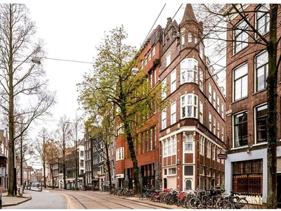 Nieuwezijds Voorburgwal in Amsterdam (49m2)