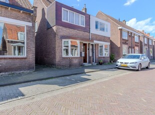 Admiraal De Ruyterstraat 51, Sliedrecht