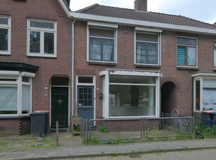 J. Duikerstraat 8, Almelo