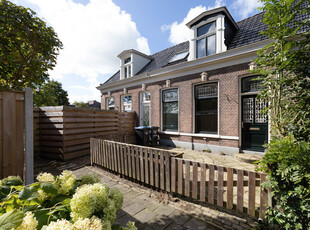 Knetemannstraat 9