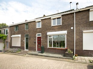 Zeedijk 18, Stad aan Het Haringvliet