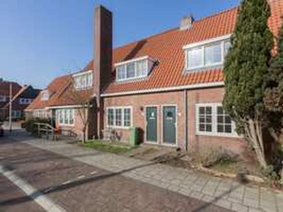 Tussenwoning te huur in Bussum