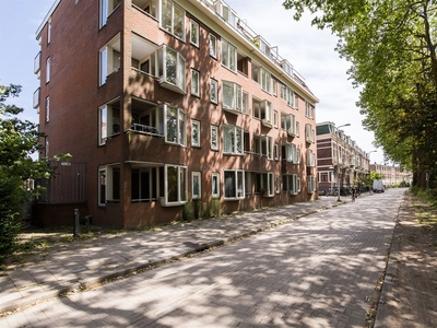 M.A. de Ruyterstraat 46