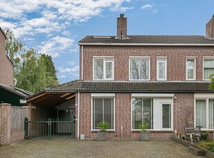 Woonhuis in Veldhoven met 4 kamers