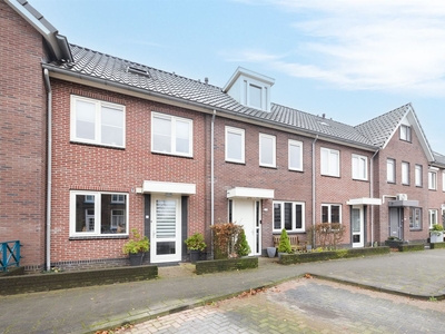 Dorpsstraat 27 a