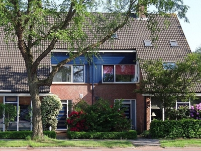 Emmalaan in Haren (200m2)