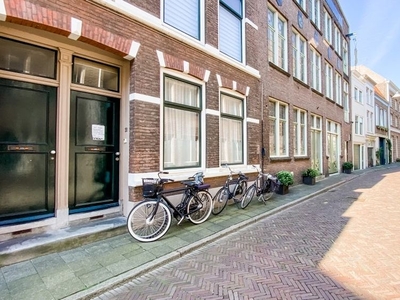 Schrijversstraat in Dordrecht (32m2)