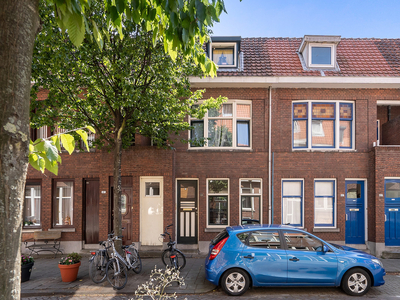 Van Leeuwenhoeckstraat 43