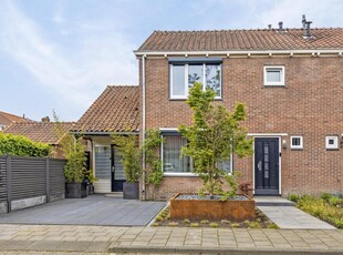 Anthony van Opbergenstraat 1