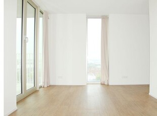 Huur 1 slaapkamer appartement van 107 m² in Leiden