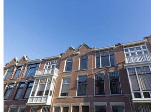 Huur 7 slaapkamer appartement van 145 m² in Den Haag