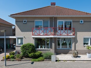 Kamer in Zaandam met 5 kamers