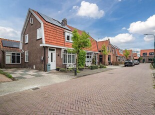 Koningin Emmastraat 15