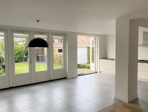 Woning te huur Estrikweg, Huizen