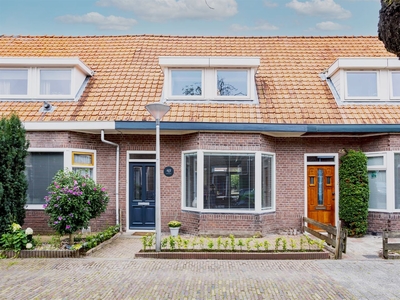 Bernhardus Bumastraat 43