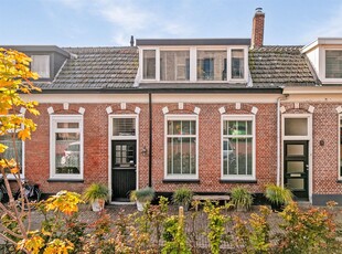 M.H.Trompstraat 7