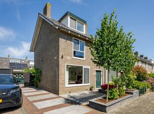 Prins Mauritslaan 35, Voorschoten