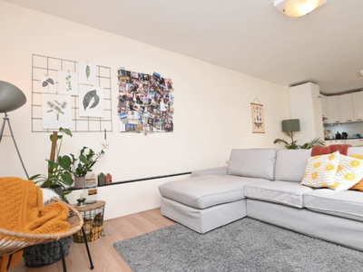 Appartement te huur Van Oldenbarneveltlaan, Groningen