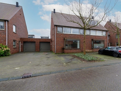 Huis Juttepeer in Den Hoorn