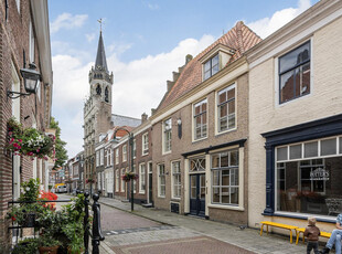 Hoogstraat 4